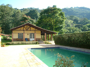 Piscina casa Mantiqueira